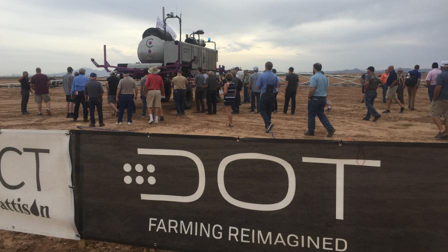 自主农场机器人:参见DOT在亚利桑那州的演示日运行