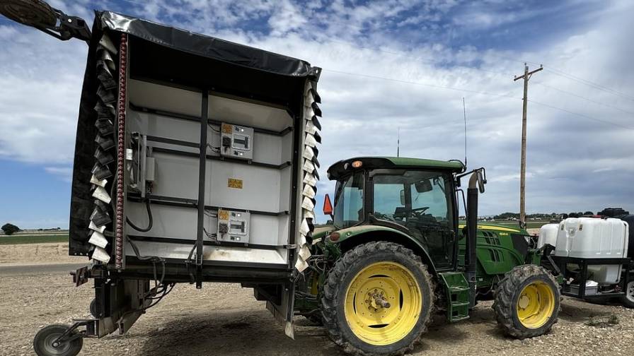 The ARA sprayer working in one of Campbell Tractor's customer's fields in Idaho. The sprayer's camera system and AI technology allow ARA to rapidly detect and treat weeds or crops with a precision of 2.4x2.4 inches with an array of different phytosanitary products - reducing their use by up to 95%.